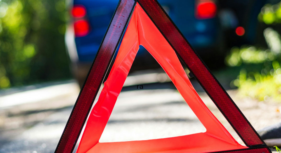 Spanien ersetzt das Warndreieck: Das angeschlossene V16-Licht kommt